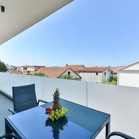 Div With Pool Appartamento *