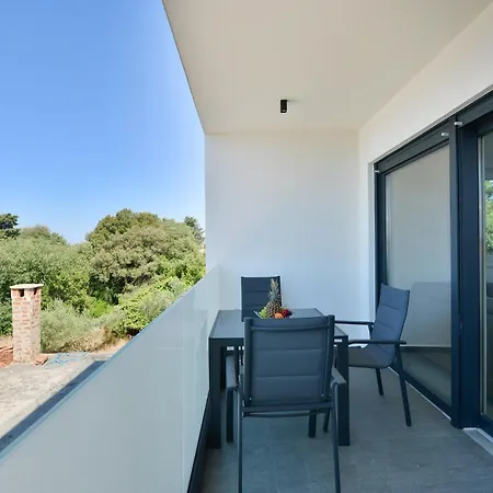 Div With Pool * Bibinje