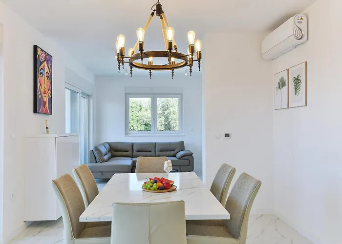 Apartman Div With Pool *