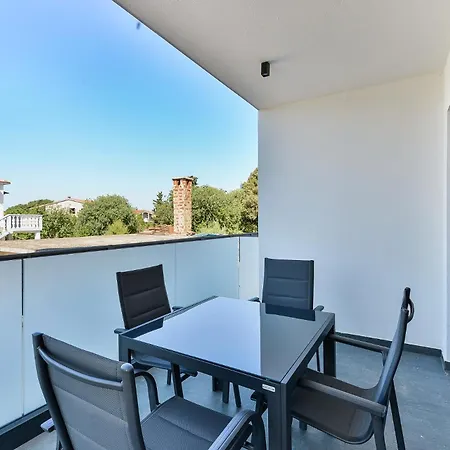 Div With Pool Bibinje